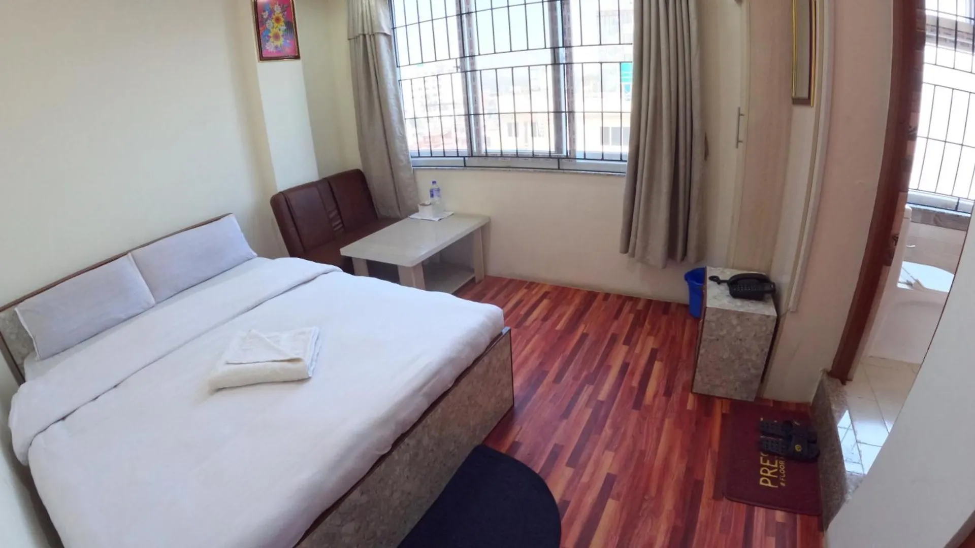 Hotel Global Village Κατμαντού